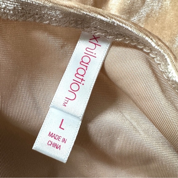 Strappy Cut-Out Crushed Velvet Dress in Blush Size L - Picture 7 of 8